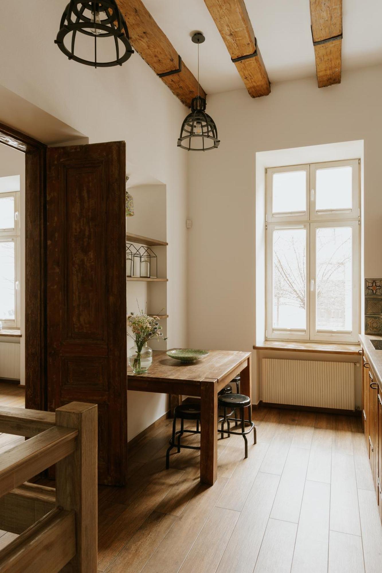 Apartment Split Level