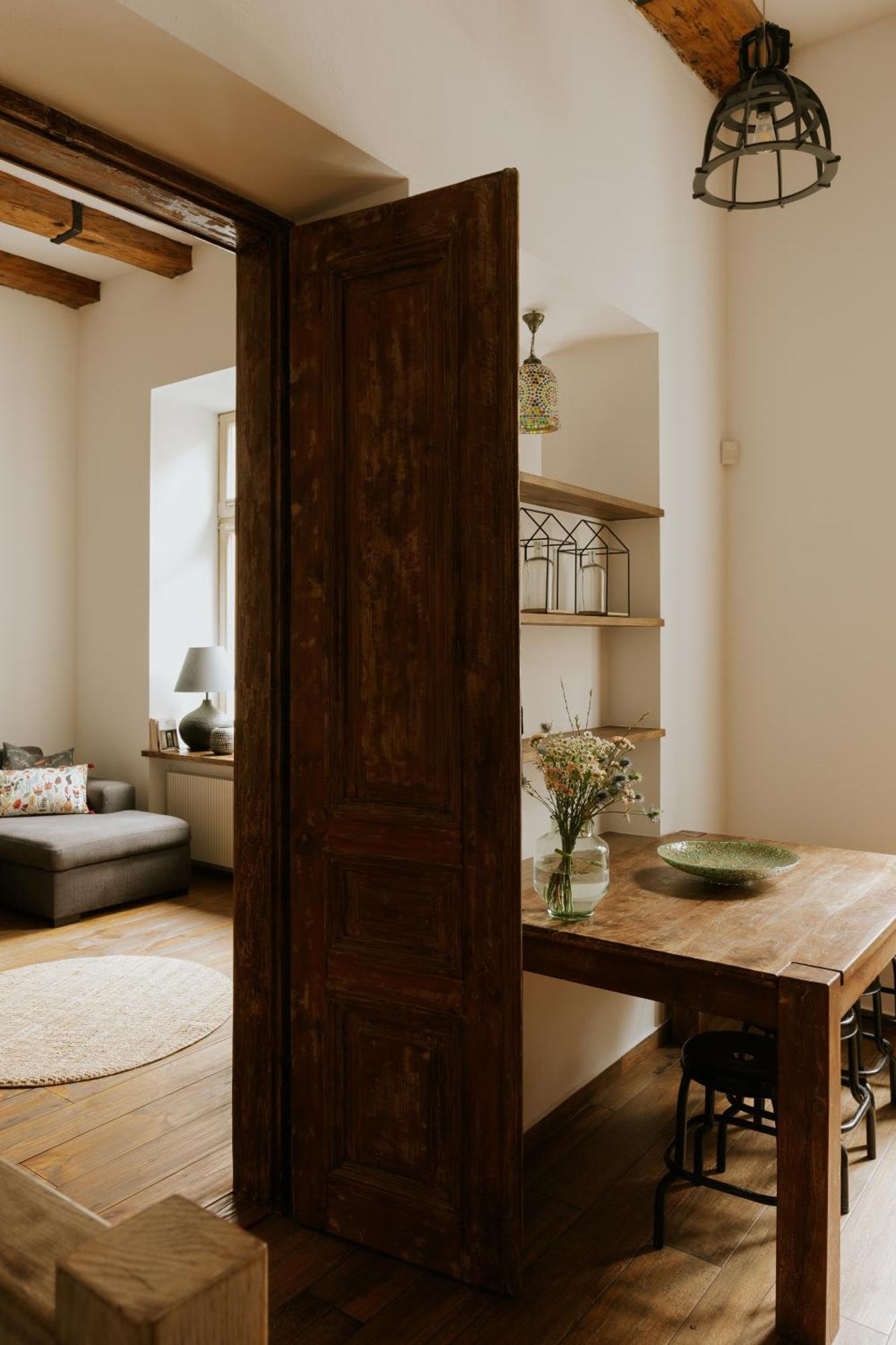 Apartment Split Level