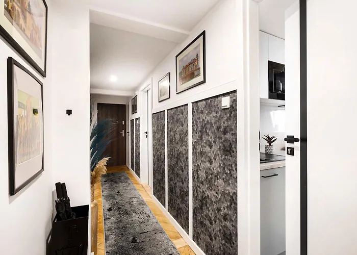 Charming Studio With Kitchen - Old Town, Main Station